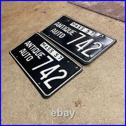 1957 Massachusetts antique auto license plate pair 742 1958 Ford Chevy Dodge