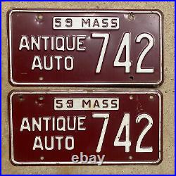 1959 Massachusetts antique auto license plate pair 742 1960 Ford Chevy Dodge