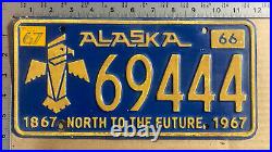 1966 1967 Alaska license plate 69 444 totem pole North to the Future 1044