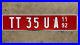 1992_Central_African_Republic_license_plate_TT_35_UA_white_on_red_embossed_01_dnfi
