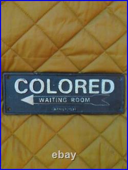 Colored waiting room iron sign