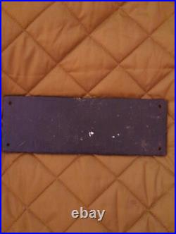 Colored waiting room iron sign