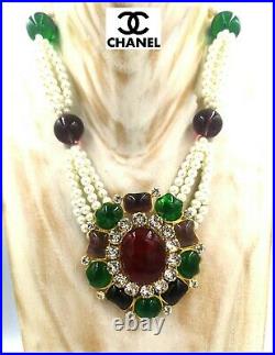 Gorgeous Vintage Signed Chanel Necklace -poured Gripoix Glass Metal Faux Pearls