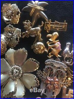 Huge Vintage Lot 125 Pins Brooches Rhinestones Some signed Butterfly Pot Metal