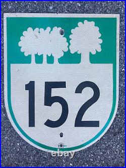 Prince Edward Island provincial route 152 highway road sign 1980s Canada DDIL