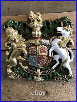 Royal Coat of Arms Metal Sign Plaque Royal Crest Wall Hanger Hand Painted