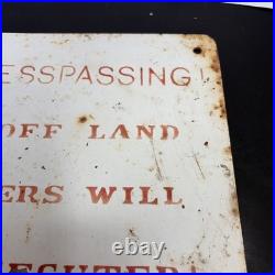 VINTAGE Porcelain NO TRESPASSING Sign STAY OFF LAND Misspell Typo ERROR 12X10