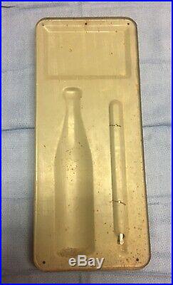 Vintage 1950s Metal ROYAL CROWN COLA Thermometer Sign Very Good Condition