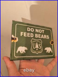 Vintage Do Not Feed Bears Forest Service Heavy Porcelain Metal Sign