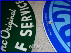 Vintage Llot Of 2 Piggly Wiggly? Pig Grocery Store 11 3/4 Porcelain Metal Sign Vintage Llot Of 2 Piggly Wiggly? Pig Grocery Store 11 3/4 Porcelain Metal Sign