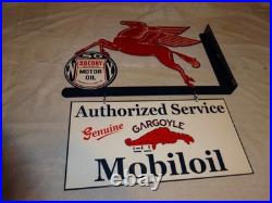 Vintage Mobil Pegasus Socony & Gargoyle Porcelain Metal Gasoline Oil Flange Sign