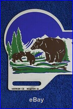 Vintage Yellowstone National Park Wyoming Souvenir Metal License Plate Topper