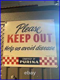 (W)Vintage 1954 Purina Keep Out Disease Pig Cow Chicken Farm Feed Metal Sign